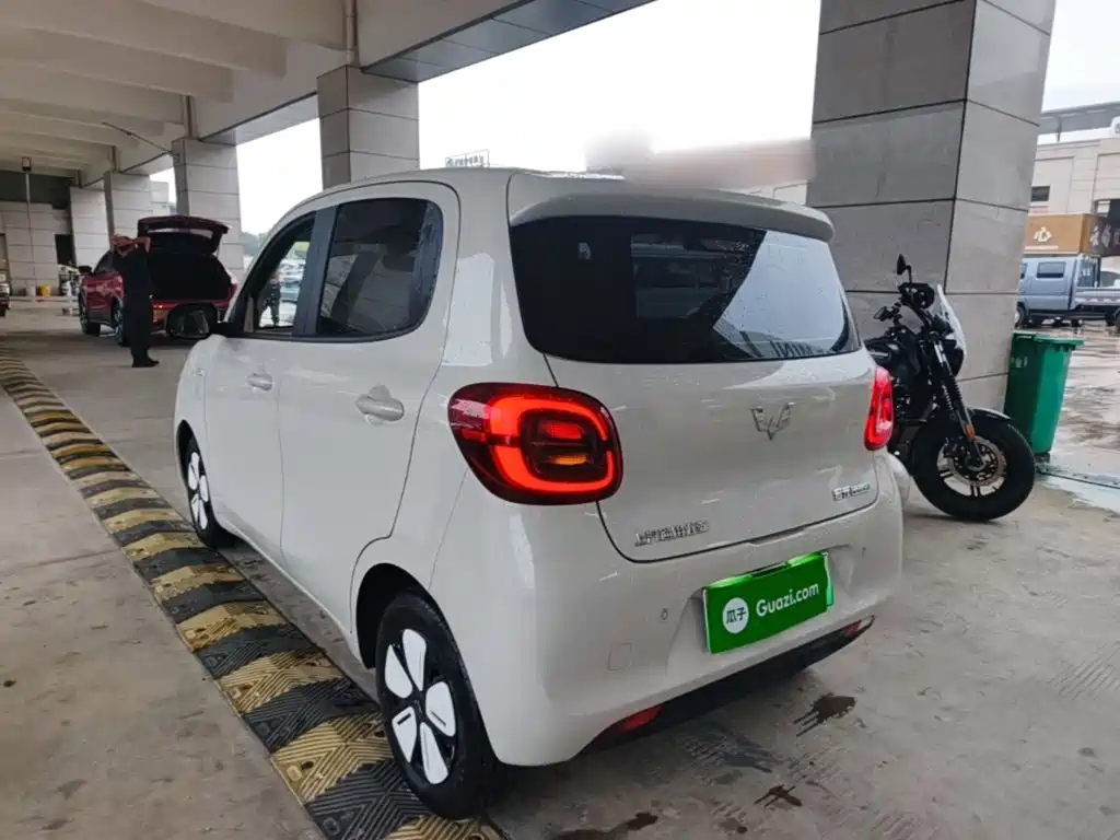 Wuling MINIEV — миниатюра 5