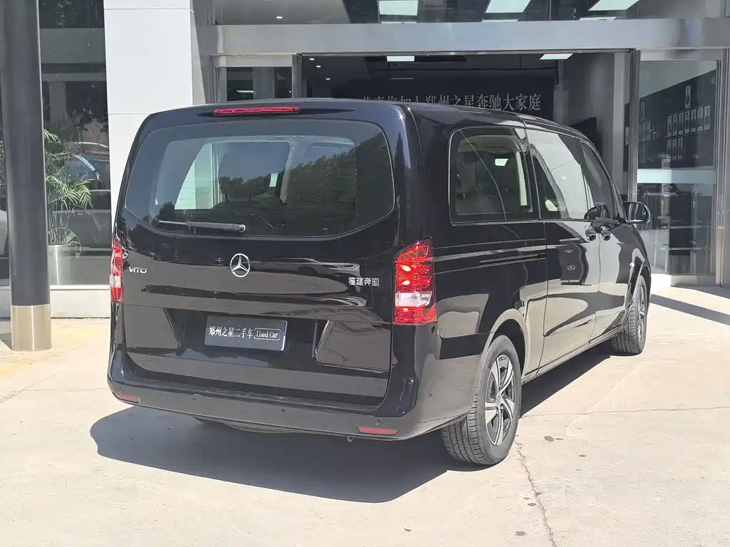 Mercedes-Benz Vito — миниатюра 16