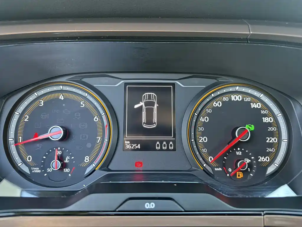 Volkswagen Tharu — миниатюра 10