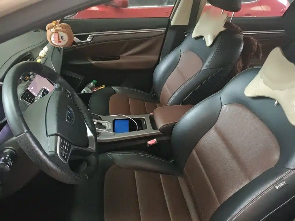 Geely Emgrand GS — миниатюра 8