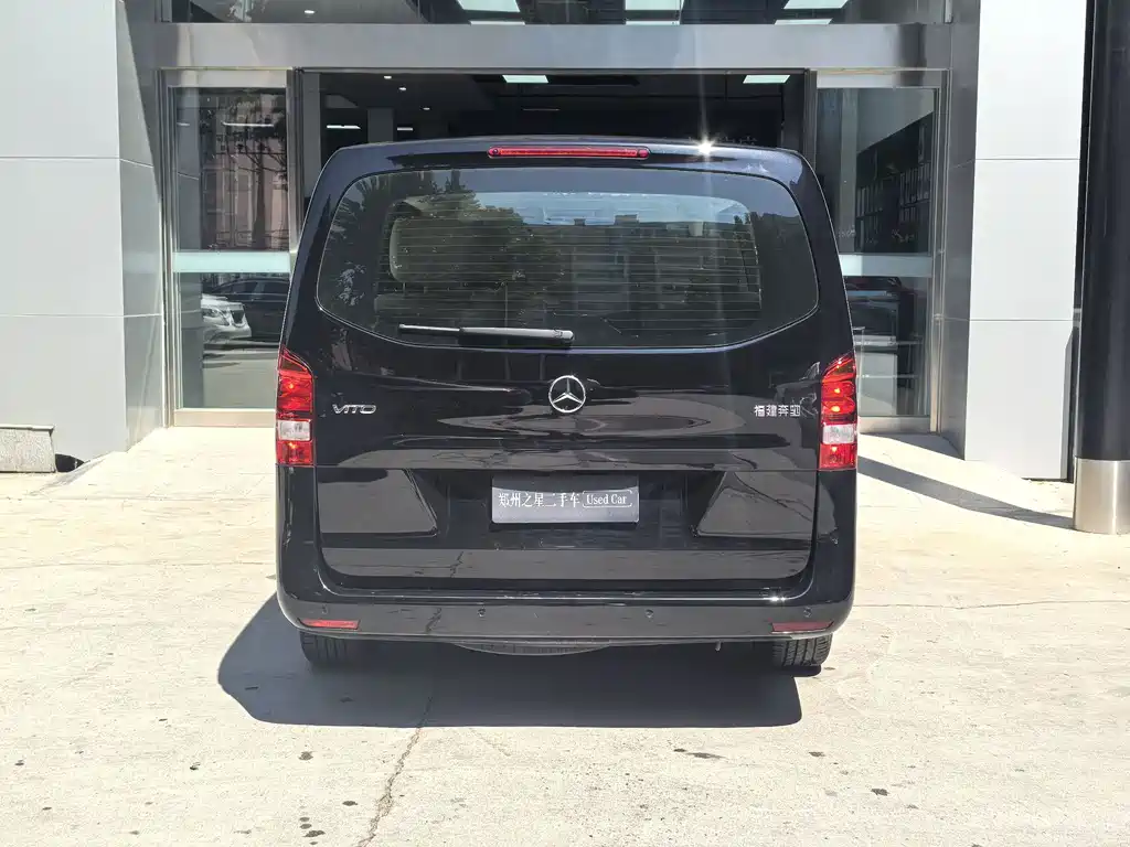 Mercedes-Benz Vito — миниатюра 14