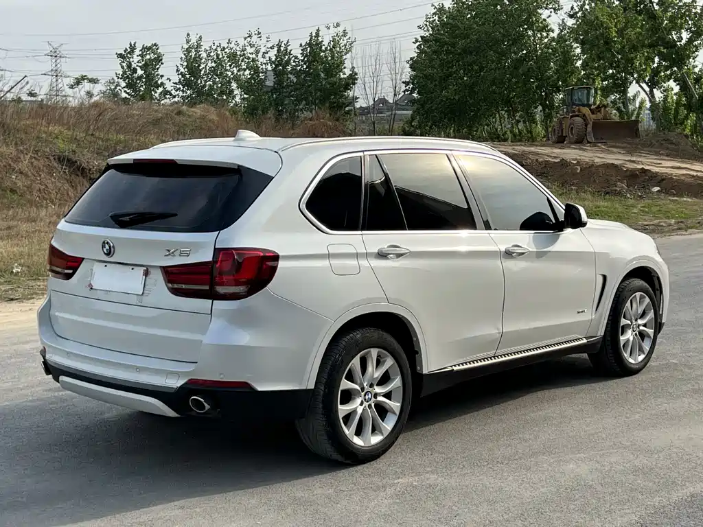 BMW X5 (Import) — миниатюра 4