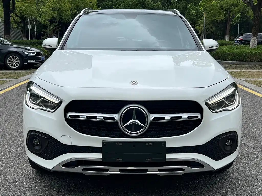 Mercedes-Benz GLA — миниатюра 2