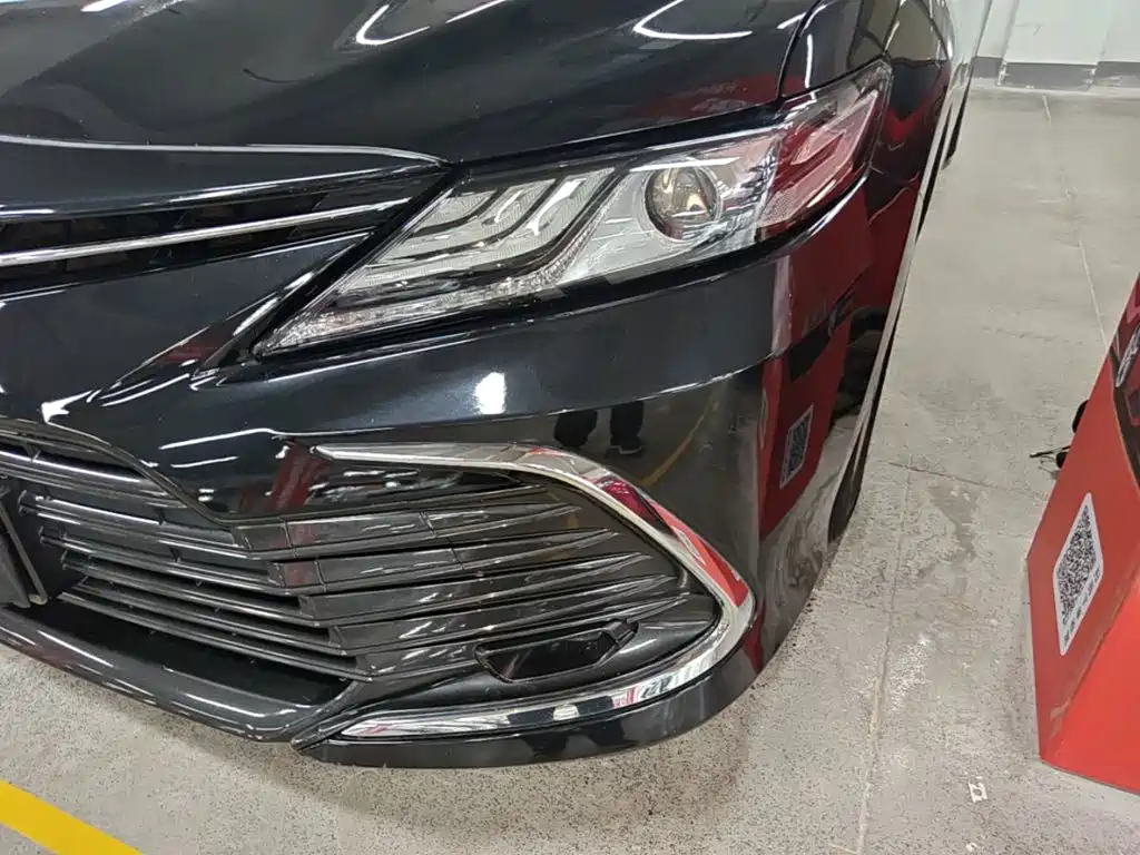Toyota Camry — миниатюра 24