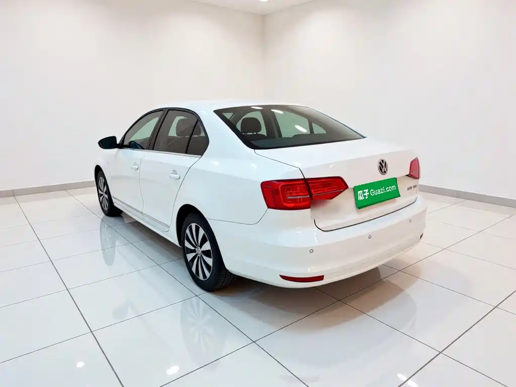 Volkswagen Sagitar — миниатюра 4