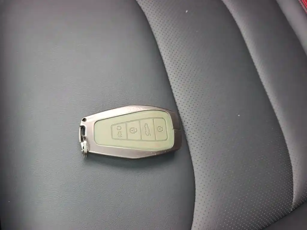 Geely Emgrand S — миниатюра 9