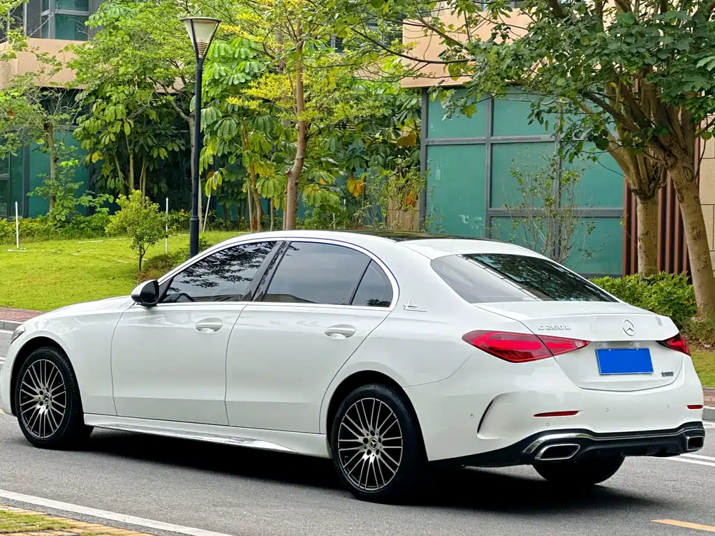 MERCEDES-BENZ C CLASS