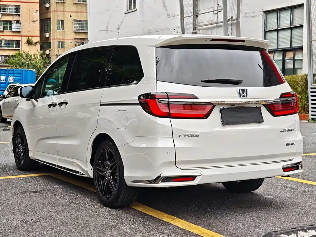 Honda Odyssey — миниатюра 7