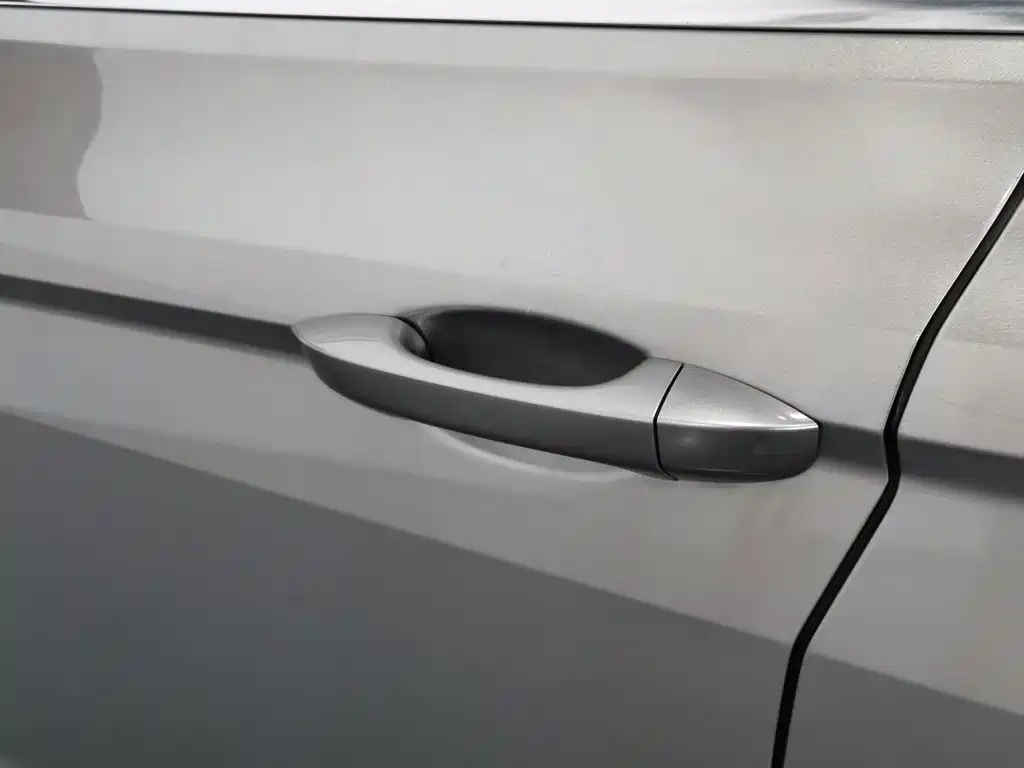 Volkswagen Bora — миниатюра 18
