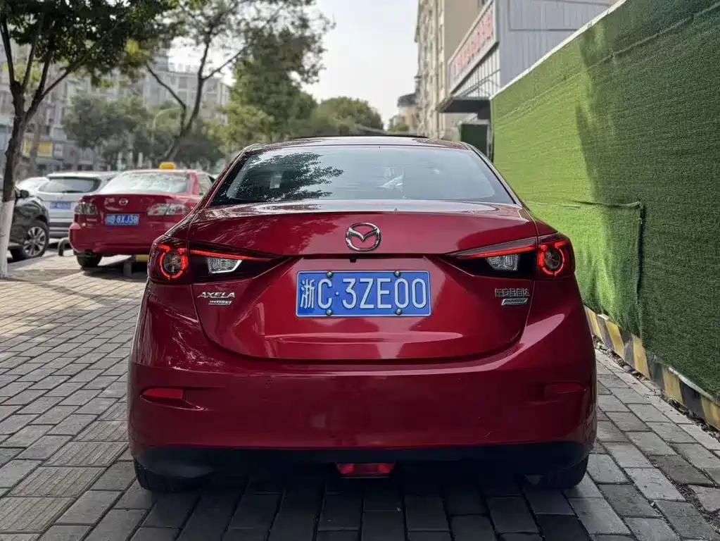 MAZDA 3 ANGKESAILA