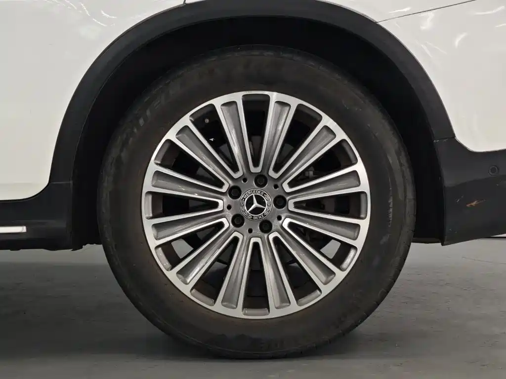 Mercedes-Benz GLC — миниатюра 20