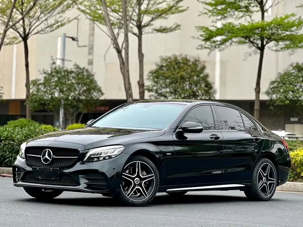 Mercedes-Benz C-Class 2021