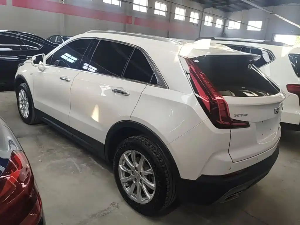 Cadillac XT4 — миниатюра 5
