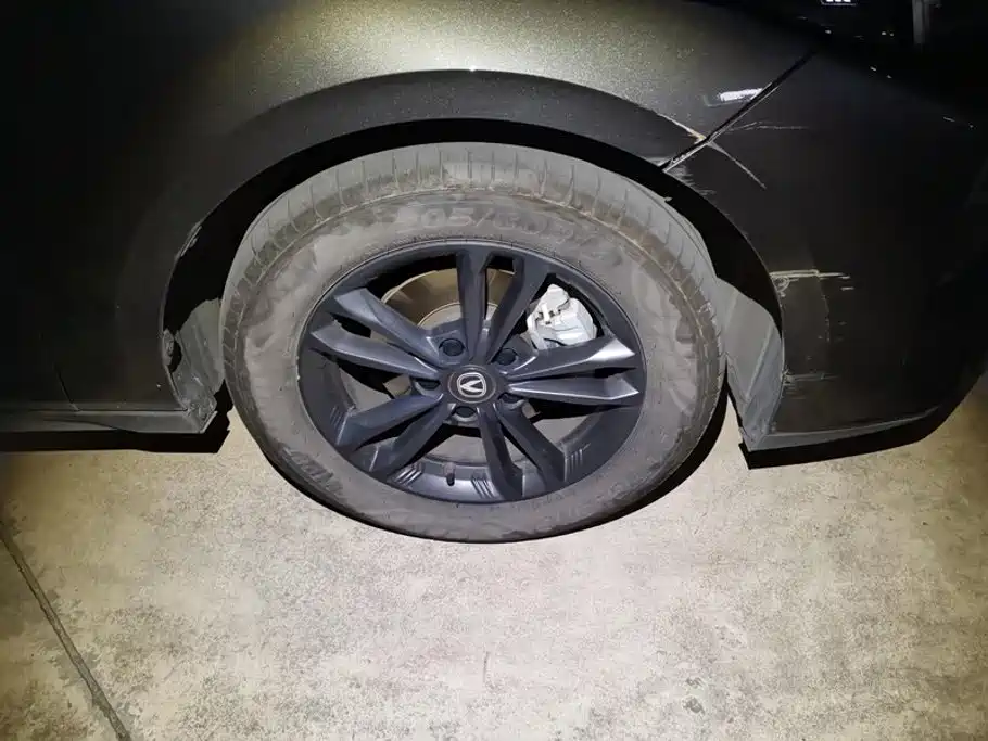 Changan Yida — миниатюра 6