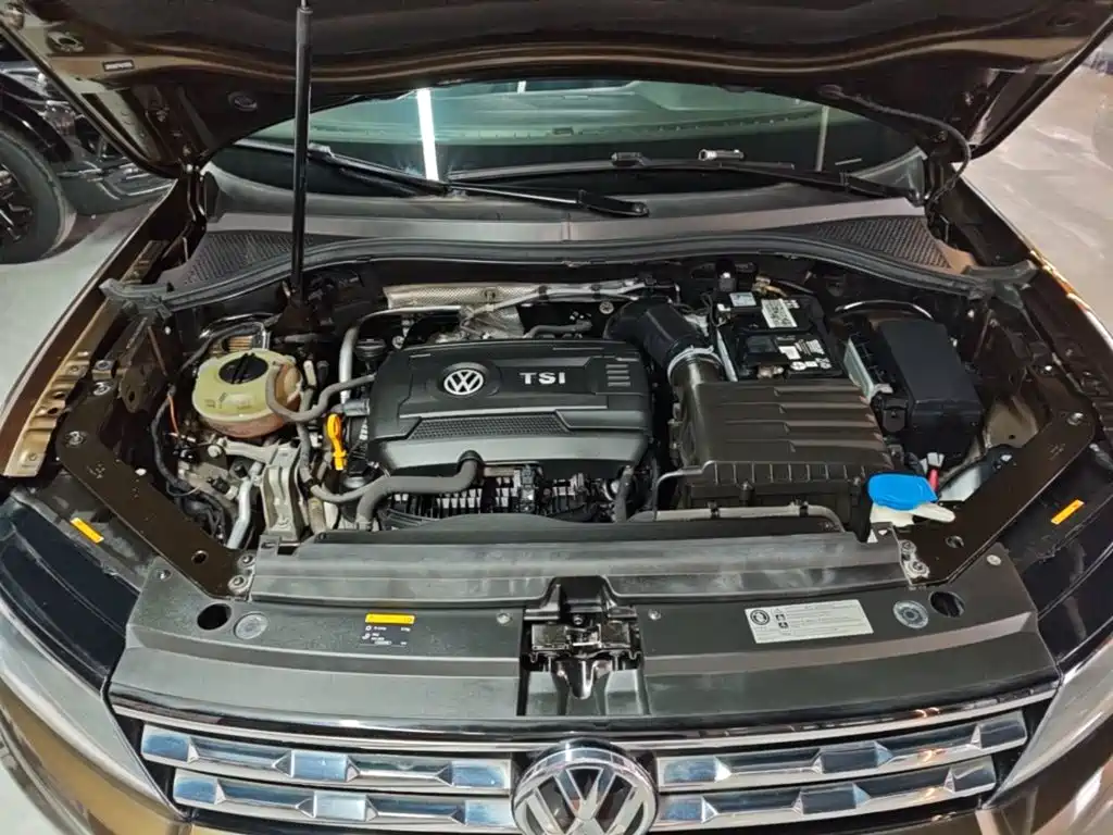 Volkswagen Tiguan L — миниатюра 20