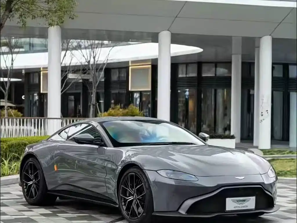 Aston Martin V8 Vantage — миниатюра 2