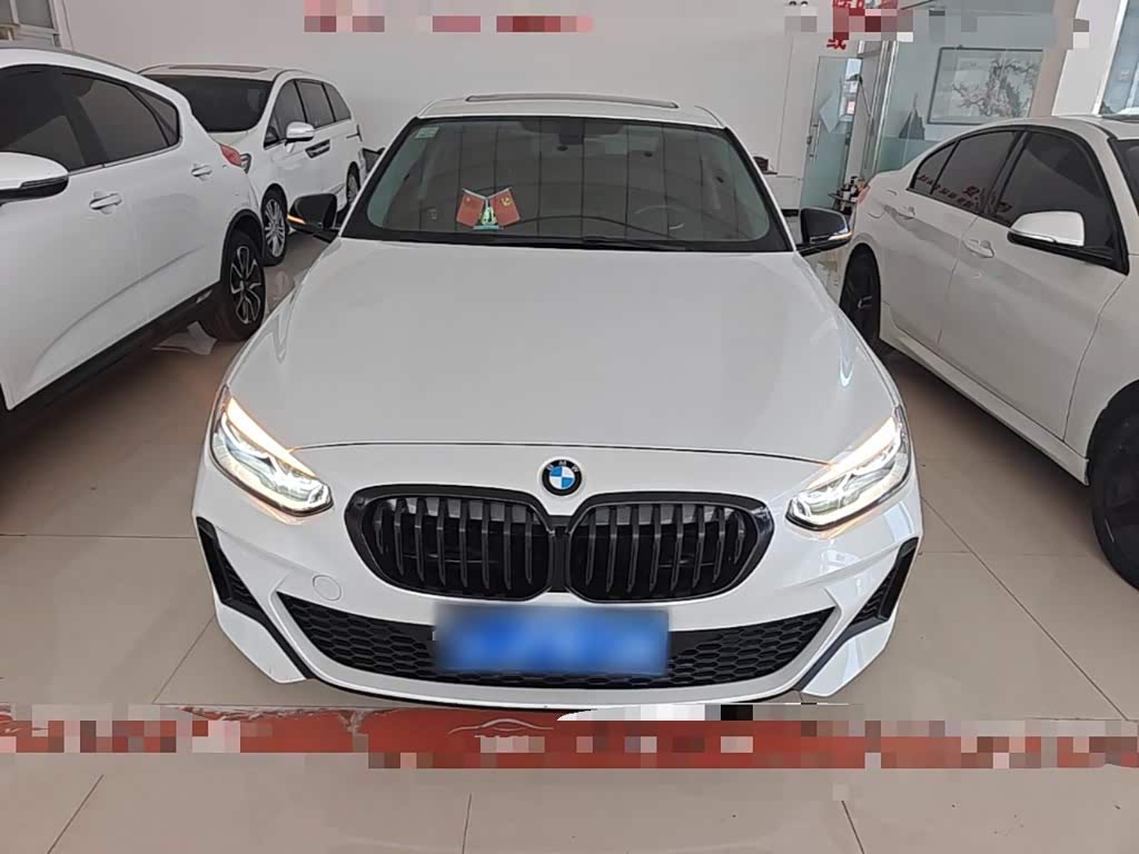 BMW 1 Series 1.5 л 2021 г. Белый, пробег 46500 км