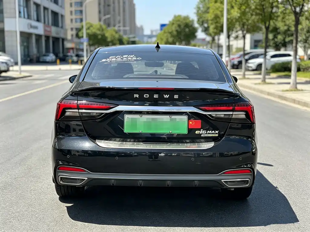Roewe i6 MAX New Energy — миниатюра 4