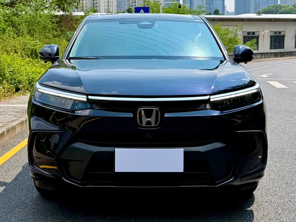 Honda Breeze 2023 240TURBO Luxury 5 мест