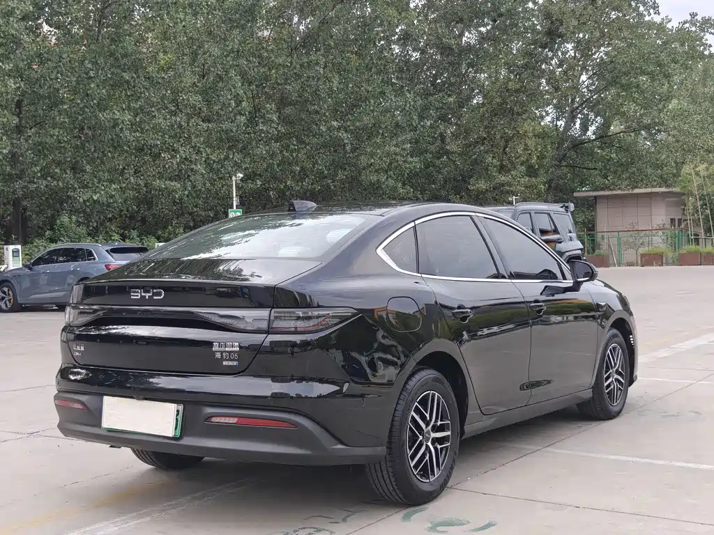 BYD Seal 05 DM-i — миниатюра 13