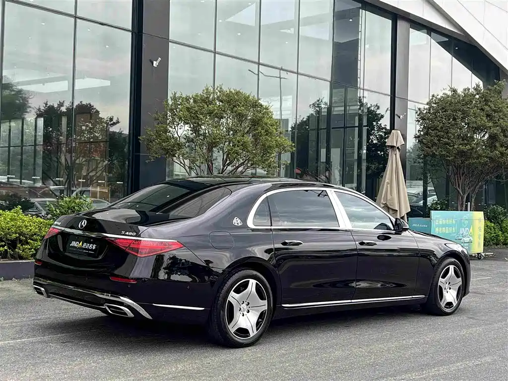 Mercedes-Benz S-Class — миниатюра 9