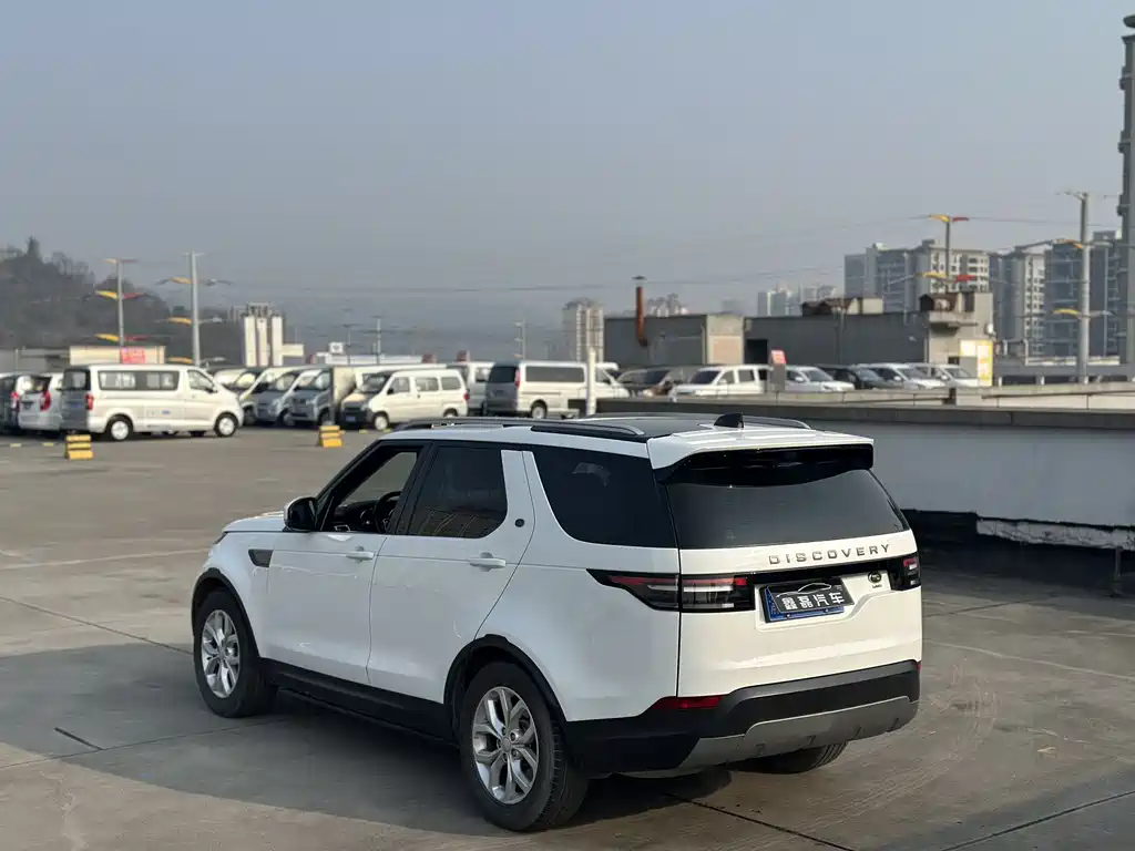 Land Rover Discovery 3.0 SC V6 SE, фото 9