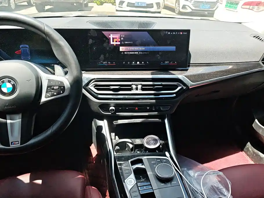 BMW 3 Series — миниатюра 13