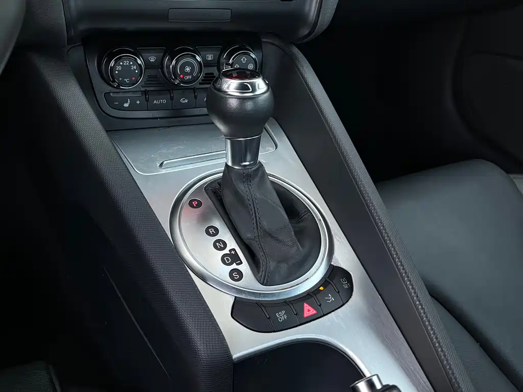 Audi TT — миниатюра 11