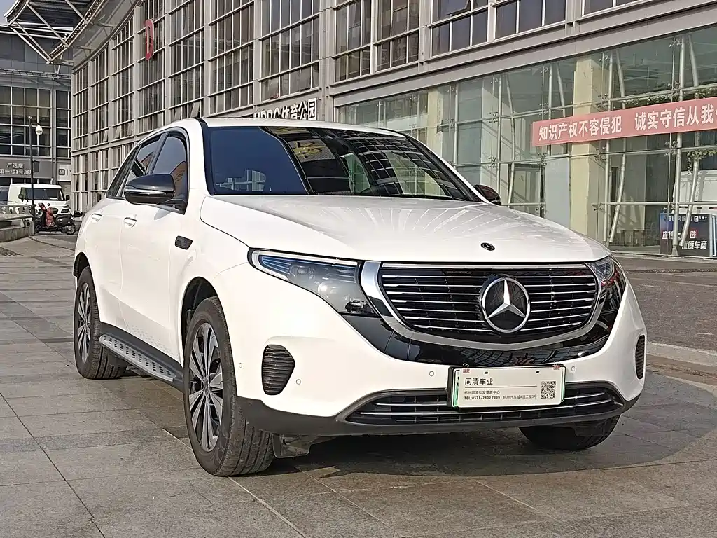 Mercedes-Benz EQC — миниатюра 3