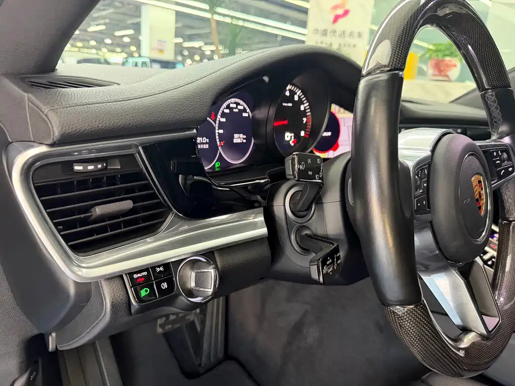 Porsche Panamera — миниатюра 7