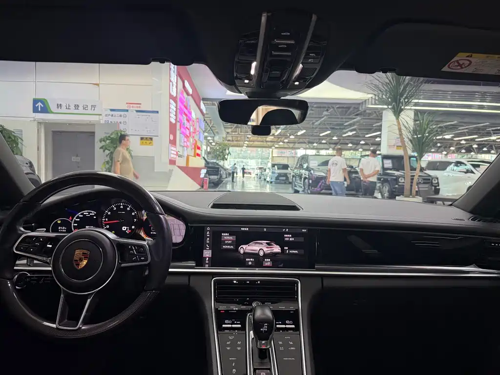 Porsche Panamera — миниатюра 16
