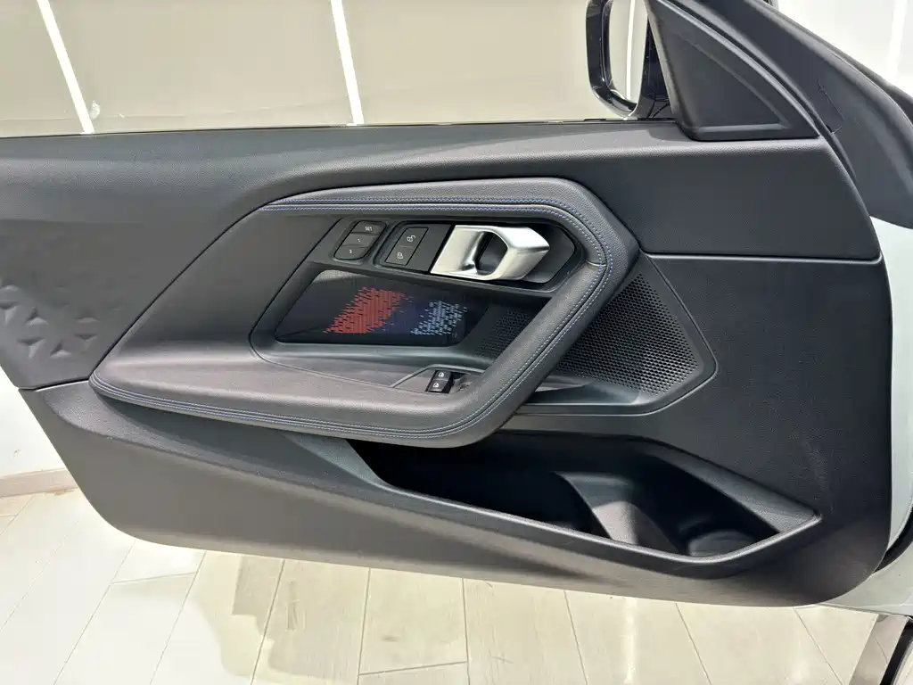 BMW 2 Series (Import) — миниатюра 14
