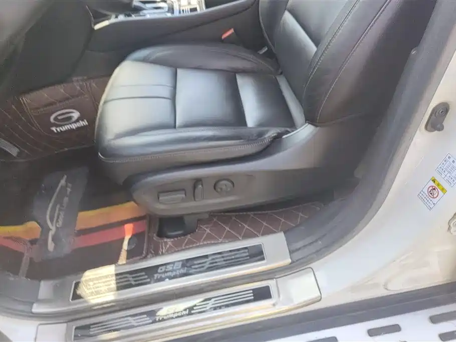 GAC GS8 2017 320T Luxury Smart Connect （ мест）
