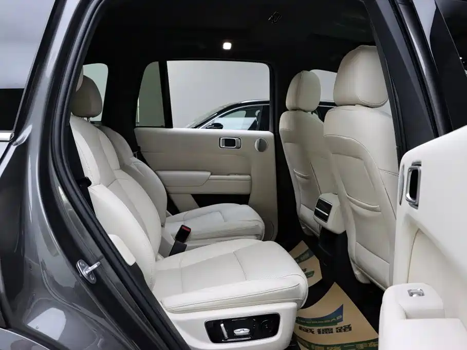 Li Auto Li L8 — миниатюра 12
