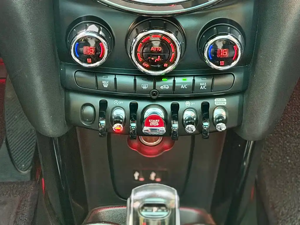 MINI Mini — миниатюра 12