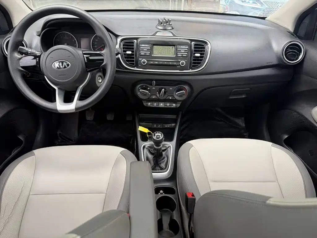 Kia Huanchi — миниатюра 8