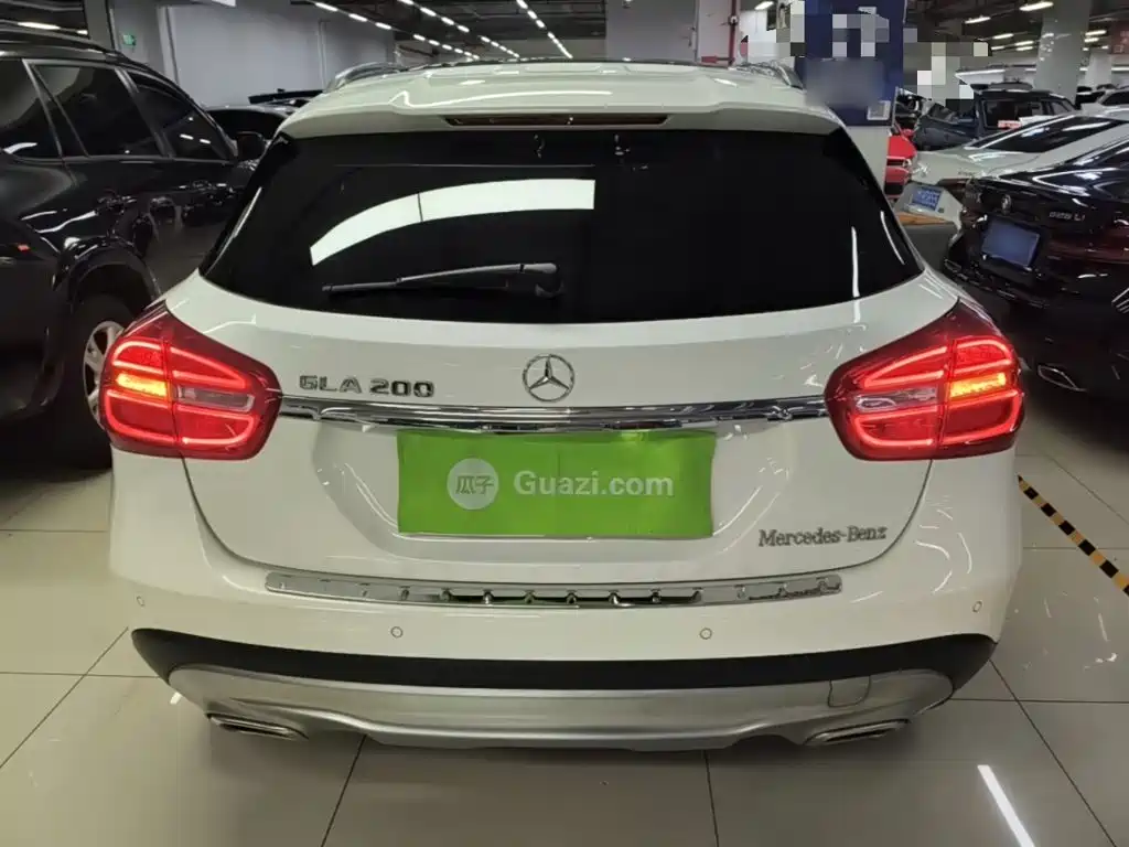 Mercedes-Benz GLA — миниатюра 6