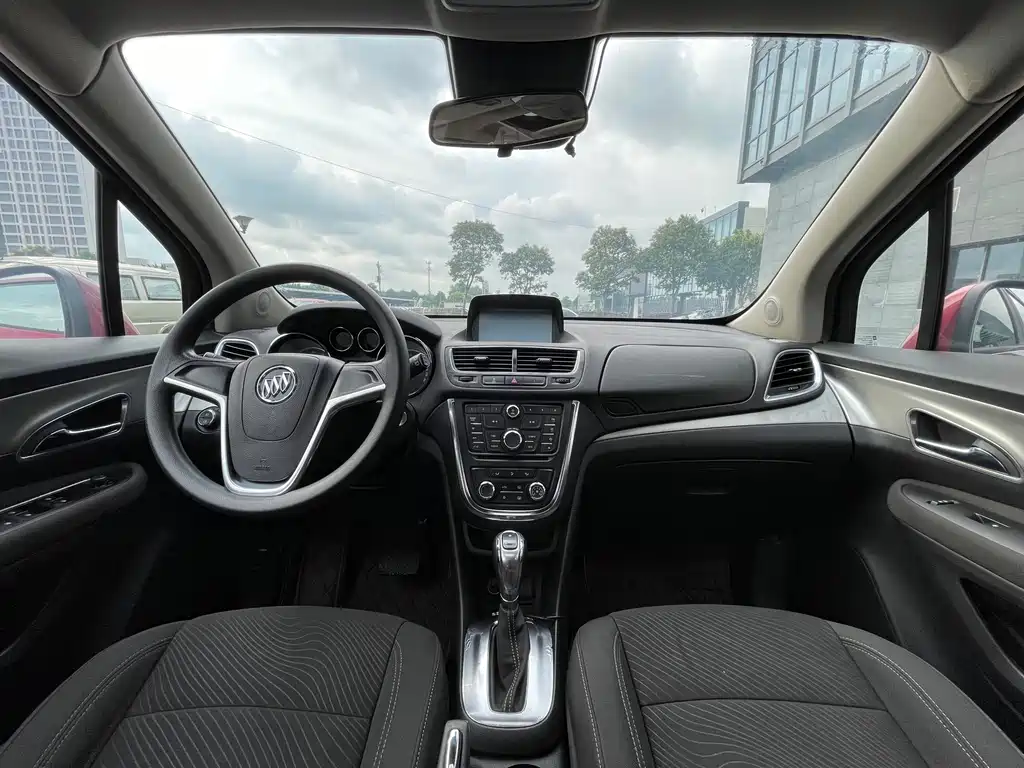 Buick Encore — миниатюра 8