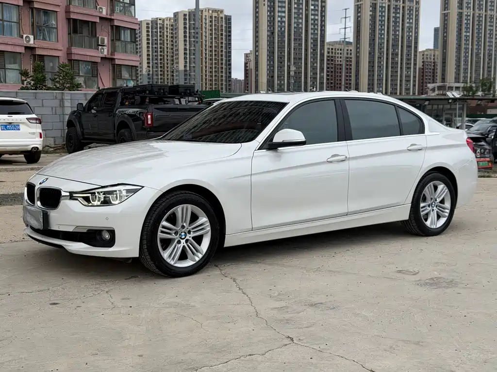 BMW 3 Series — миниатюра 2