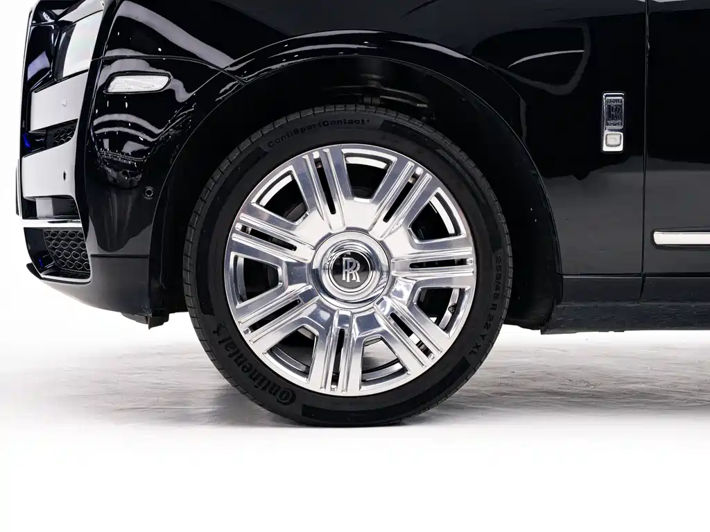 Rolls-Royce Cullinan 2018 мест