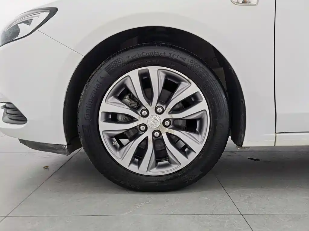 Buick Excelle — миниатюра 17