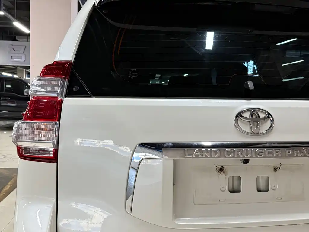 Toyota Prado (Import) — миниатюра 16