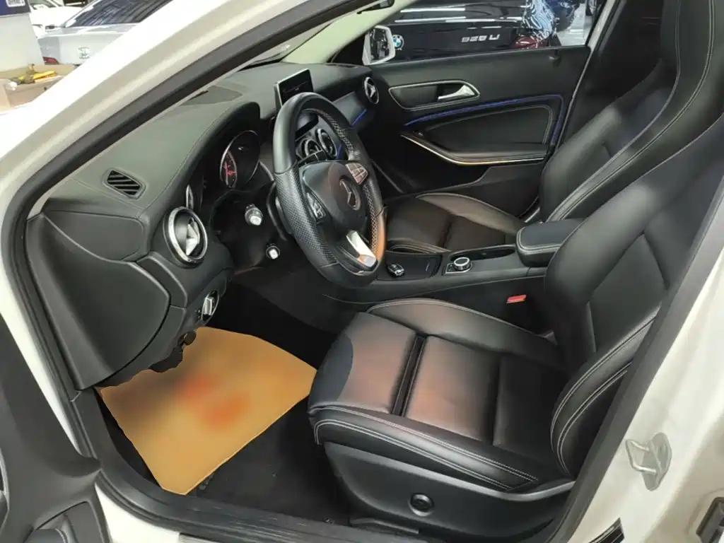 Mercedes-Benz GLA — миниатюра 15