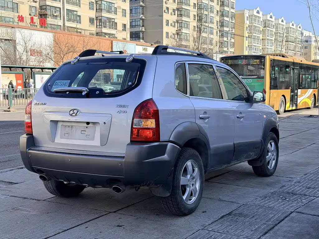 Hyundai Tucson 2006 2.0L MT Luxury