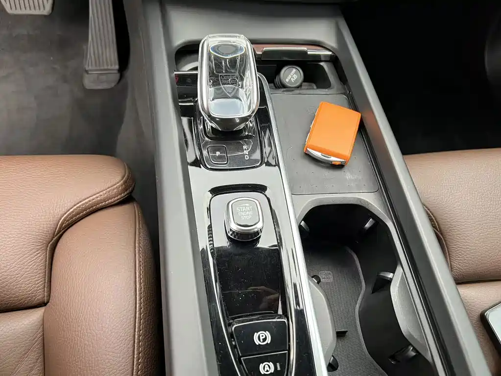 Volvo XC60 — миниатюра 8