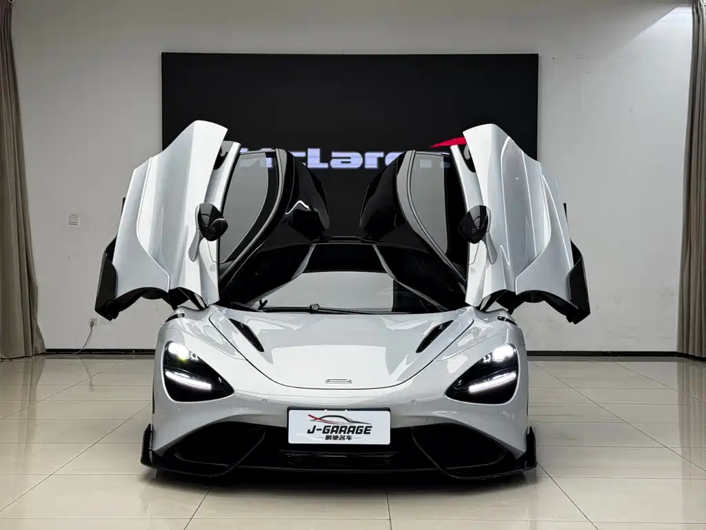 McLaren 720S — миниатюра 5