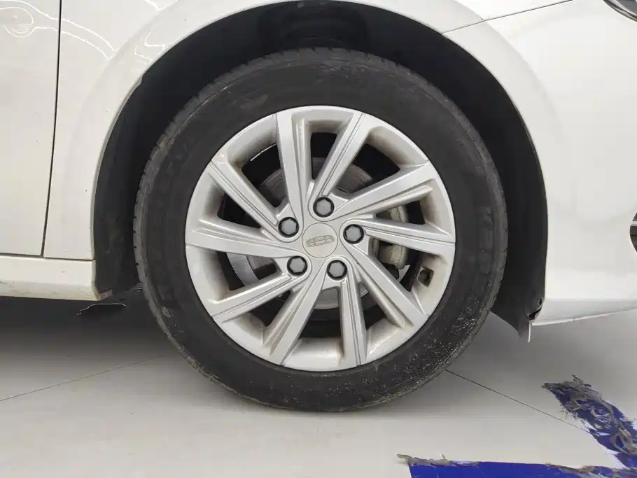 Geely Binrui — миниатюра 6