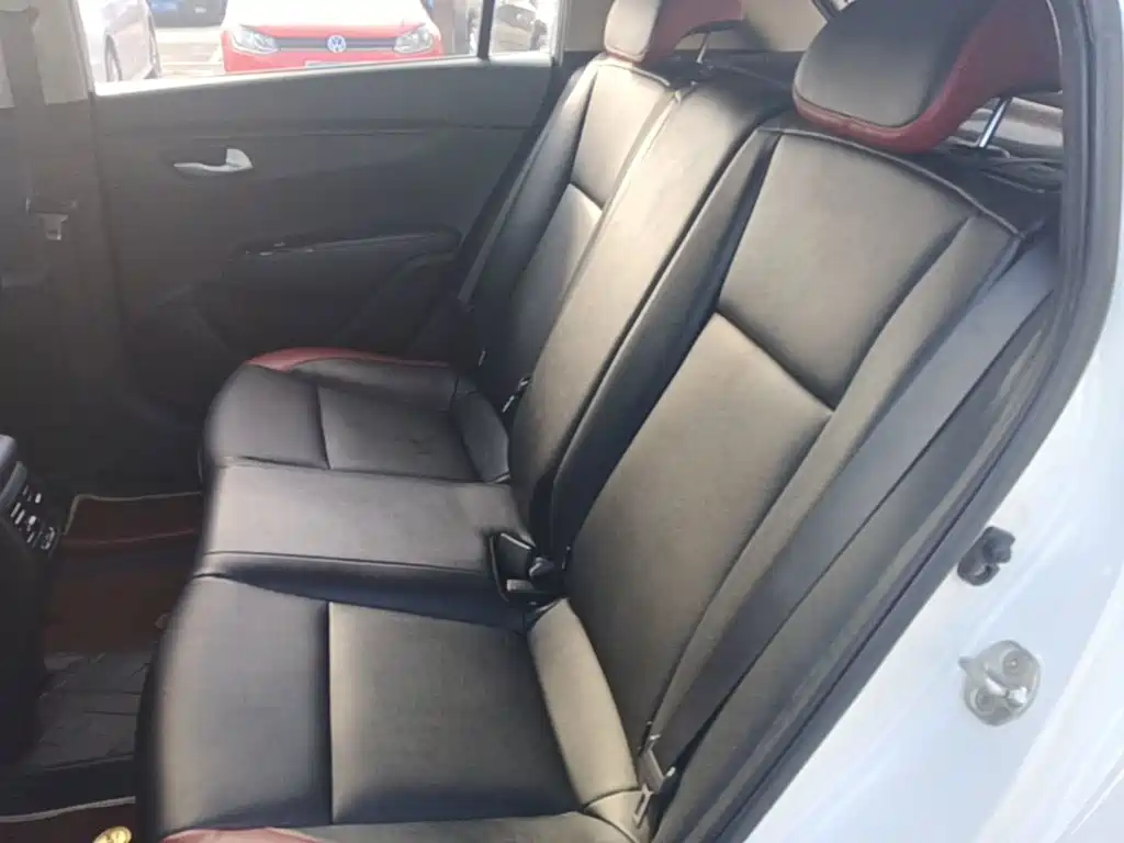 Kia KX Cross — миниатюра 17