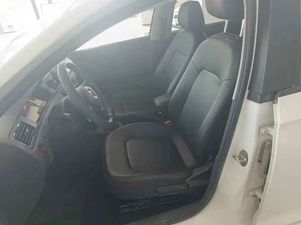 Volkswagen Santana — миниатюра 15