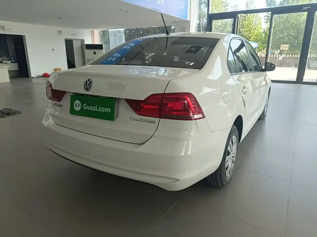 Volkswagen Santana — миниатюра 7